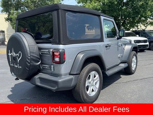 Used 2020 Jeep Wrangler Sport AWD/4WD image 3