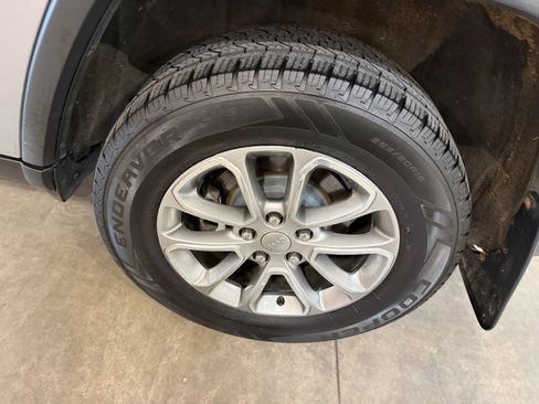 Used 2014 Jeep Grand Cherokee Limited AWD/4WD image 40