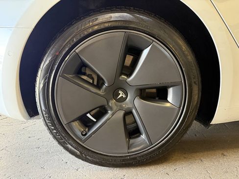 Used 2021 Tesla Model 3 Long Range AWD/4WD image 20