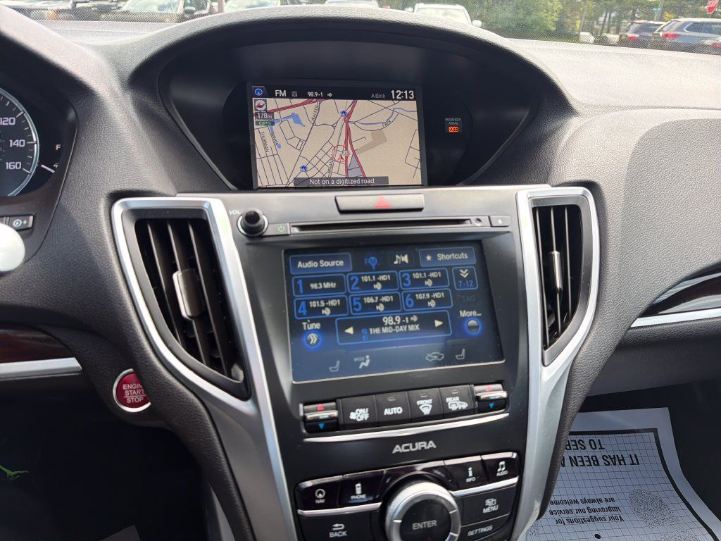 Used 2016 Acura TLX w/ Technology Package FWD image 22