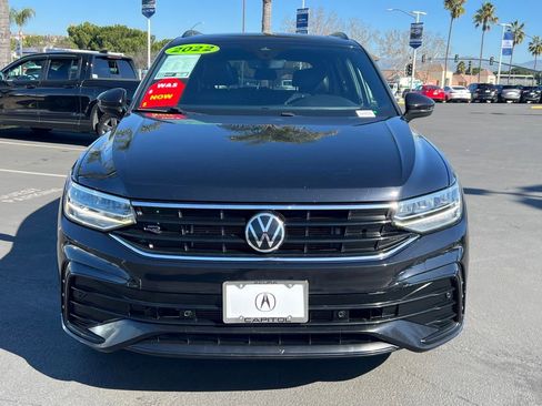 Used 2022 Volkswagen Tiguan SE R-Line image 2