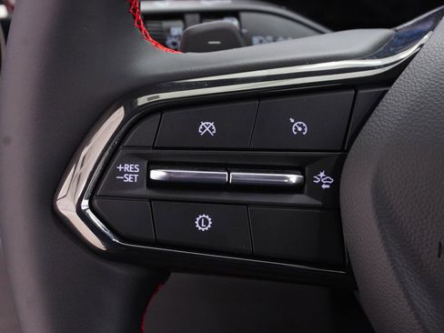 New 2026 Chevrolet Equinox RS w/ Convenience Package III FWD image 21