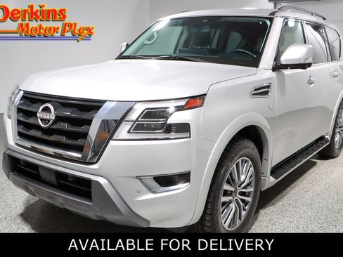 Used 2022 Nissan Armada SL w/ Captain's Chairs Package image 1