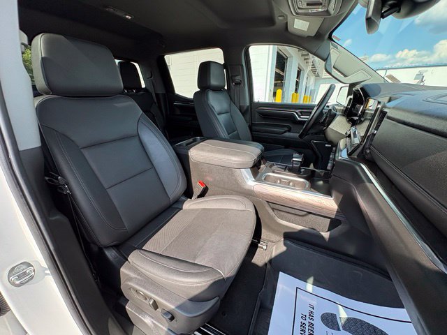 Used 2023 Chevrolet Silverado 1500 LTZ AWD/4WD image 29