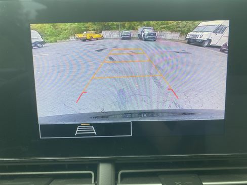 Used 2024 Chevrolet Trax RS w/ Driver Confidence Package image 20