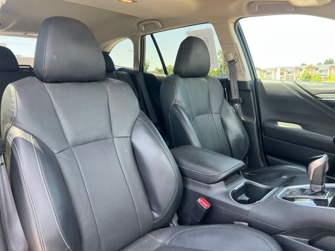 Used 2022 Subaru Outback Limited AWD/4WD image 19