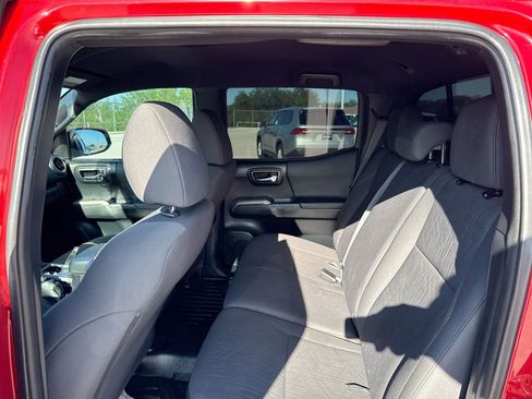 Certified 2017 Toyota Tacoma TRD Sport w/ Tow Package RWD image 23