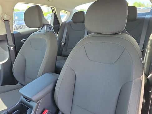 New 2026 Kia K4 FWD image 21