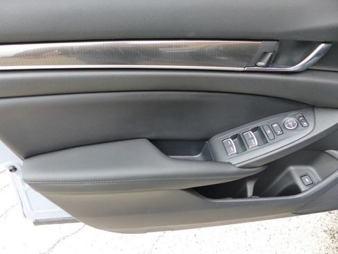 Used 2022 Honda Accord Sport Special Edition image 16