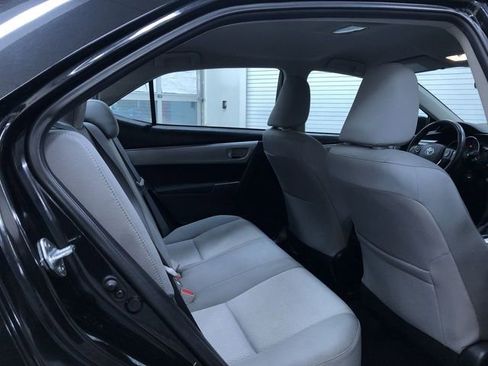 Used 2014 Toyota Corolla LE image 22