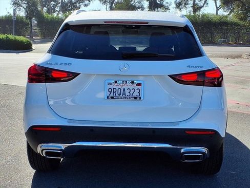 Used 2025 Mercedes-Benz GLA 250 4MATIC image 22