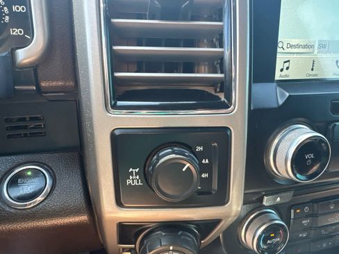 Used 2017 Ford F150 King Ranch w/ Equipment Group 601A Luxury AWD/4WD image 16