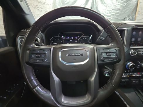 Used 2021 GMC Sierra 3500 Denali w/ Denali Black Diamond Edition AWD/4WD image 17