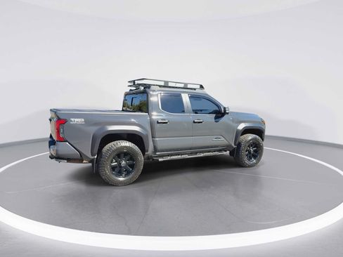 Used 2024 Toyota Tacoma TRD Off-Road w/ TRD Off Road Premium Package AWD/4WD image 8