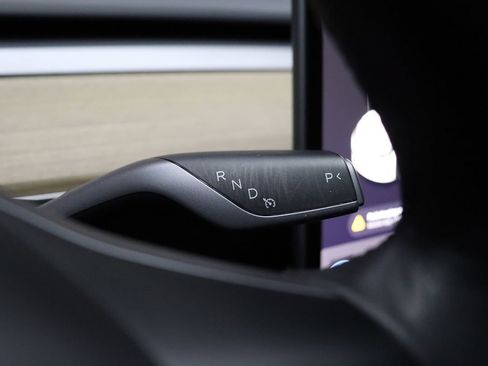 Used 2023 Tesla Model 3 Standard Range image 45