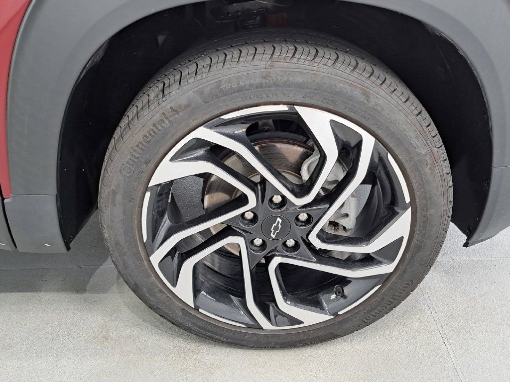 Used 2024 Chevrolet TrailBlazer RS w/ Convenience Package AWD/4WD image 31