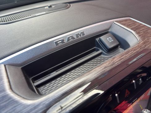 Used 2021 RAM 2500 Laramie image 48