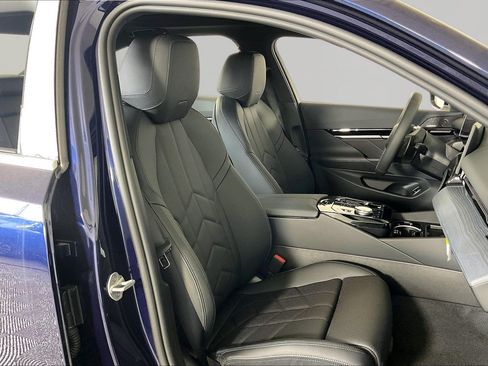 New 2026 BMW 530i xDrive w/ Premium Package AWD/4WD image 13