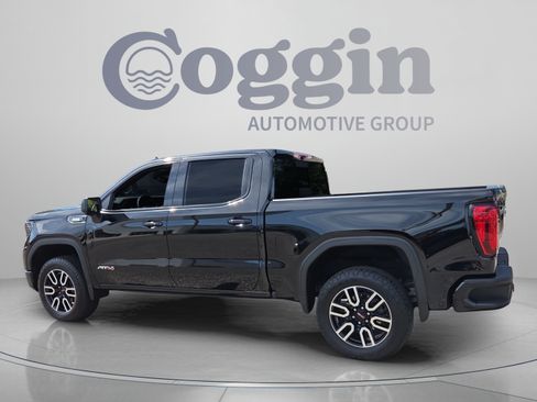 Certified 2026 GMC Sierra 1500 AT4 w/ AT4 Premium Package AWD/4WD image 3
