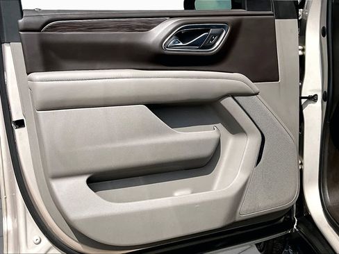 Used 2021 Chevrolet Tahoe LS RWD image 22