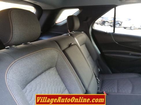 Used 2019 Chevrolet Equinox LT image 37