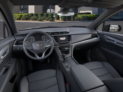 New 2025 Cadillac XT6 Luxury image 15
