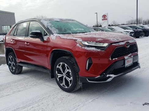 New 2025 Toyota RAV4 XSE image 4
