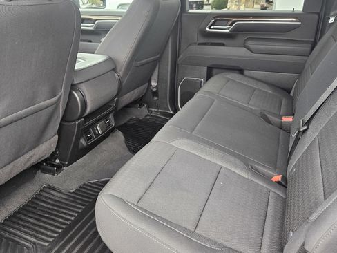 Used 2025 Chevrolet Silverado 2500 LT w/ Convenience Package image 13