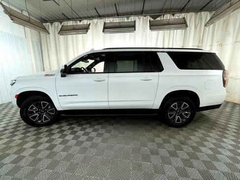 Certified 2024 Chevrolet Suburban Z71 w/ Luxury Package image 26