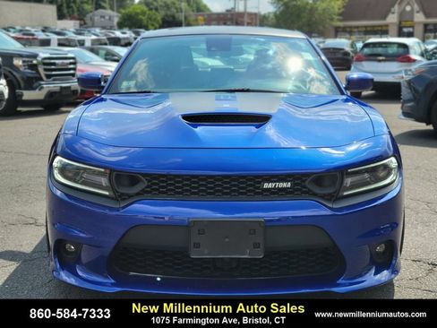 Used 2019 Dodge Charger Scat Pack w/ Daytona Edition Group image 8