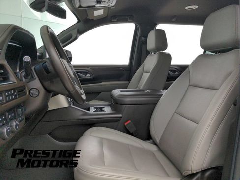 Used 2022 Chevrolet Suburban Z71 w/ Luxury Package AWD/4WD image 14