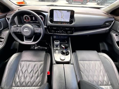 Used 2023 Nissan Rogue Platinum w/ Platinum Premium Package AWD/4WD image 20