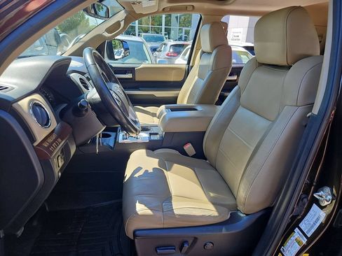 Used 2019 Toyota Tundra Limited AWD/4WD image 12