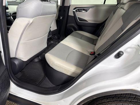 Used 2023 Toyota RAV4 Limited AWD/4WD image 22
