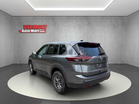 Used 2024 Nissan Rogue S AWD/4WD image 6