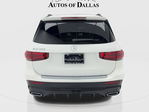 Used 2020 Mercedes-Benz GLB 250 w/ AMG Line image 10