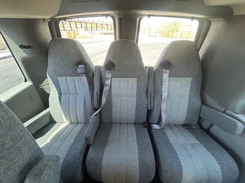 Used 2015 Chevrolet Express 3500 LT w/ LT Preferred Equipment Group RWD image 21