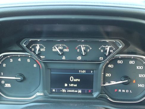 Used 2022 GMC Sierra 1500 SLE w/ X31 Off-Road Package image 33