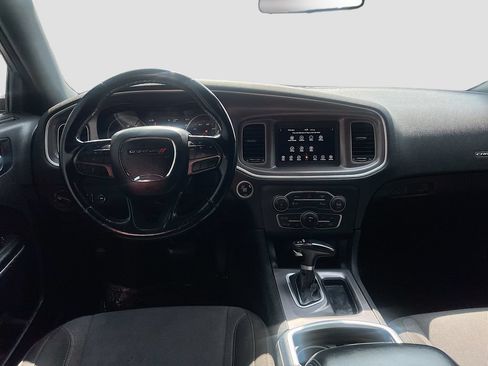 Used 2022 Dodge Charger SXT RWD image 21