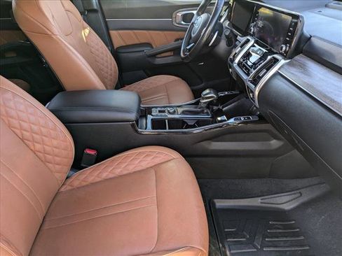 Used 2022 Kia Sorento SX Prestige w/ Rust Color Package image 20