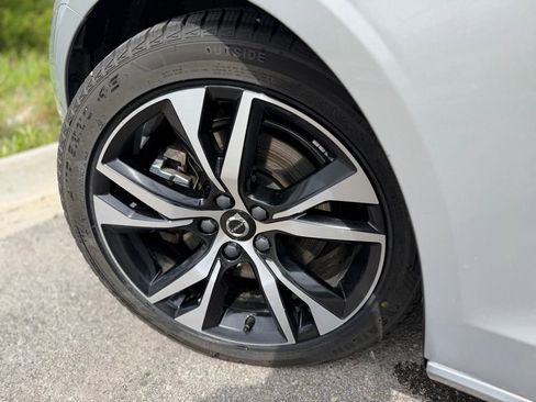 Used 2024 Volvo S60 B5 Plus AWD/4WD image 10