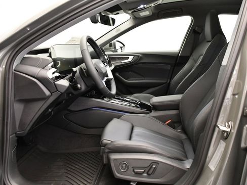 Used 2025 Audi A5 2.0T Premium Plus w/ Premium Plus AWD/4WD image 36