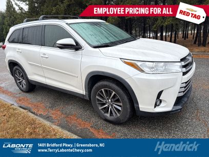Used 2019 Toyota Highlander XLE