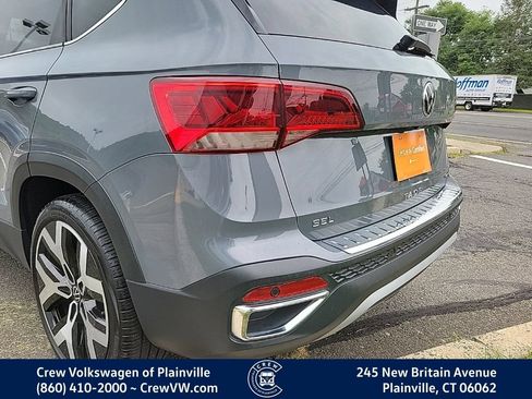 Certified 2023 Volkswagen Taos SEL AWD/4WD image 27