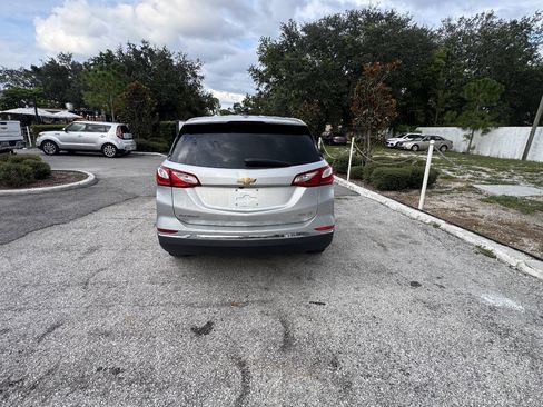 Used 2019 Chevrolet Equinox LT w/ Driver Convenience Package AWD/4WD image 5