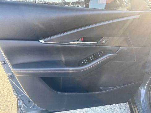 Used 2024 MAZDA CX-30 AWD 2.5 S w/ Preferred Package image 9