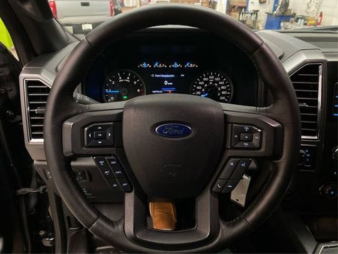 Used 2015 Ford F150 XLT w/ Equipment Group 301A Mid AWD/4WD image 21