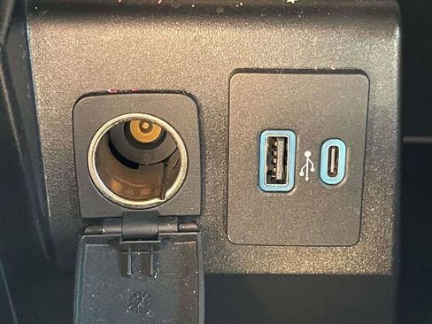 Certified 2020 Ford Explorer XLT image 21