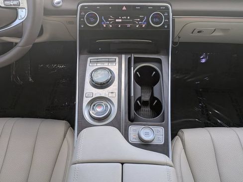 Used 2024 Genesis GV80 3.5T AWD/4WD image 19