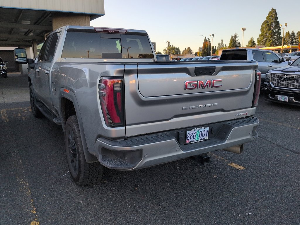 Used 2025 GMC Sierra 3500 AT4 w/ AT4 Premium Plus Package AWD/4WD image 6